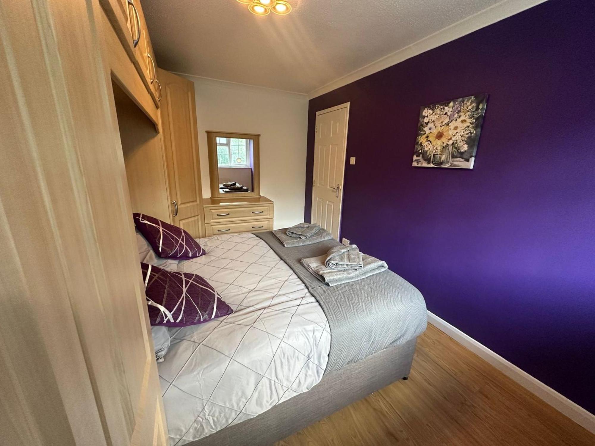 Rooms In Stylish House Milton Keynes Bagian luar foto